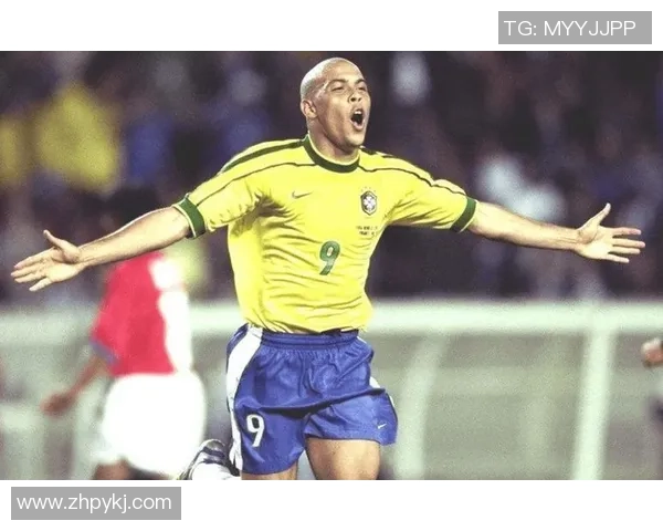 四十岁足球球星：辉煌之余再展风采